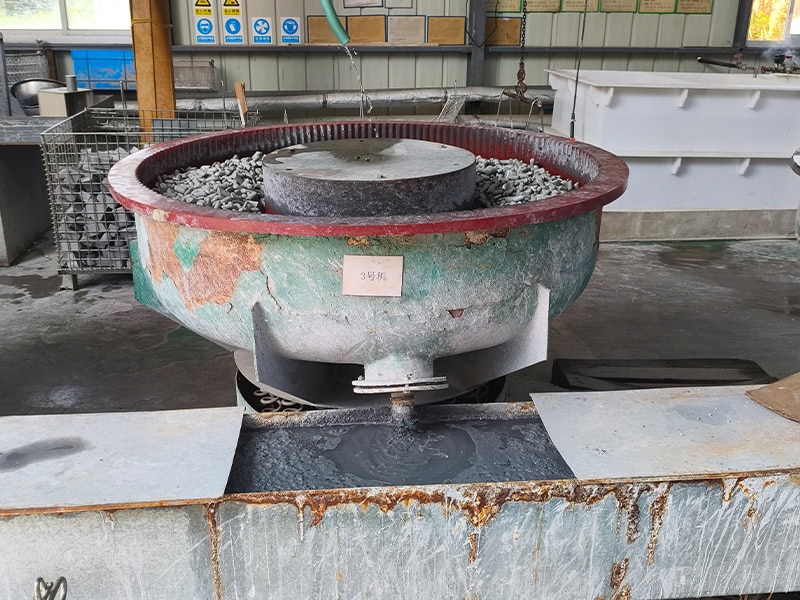 Aluminum alloy vibratory finishing
